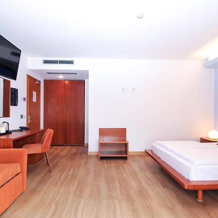 Eco Hotel Cleofe Каорле Екстер'єр фото